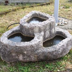 Fontana in marmo a tre vasche