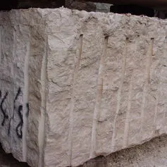 Blocco di marmo rosa Perlino