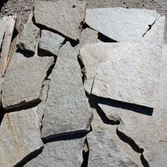 Pavimento in Pietra di Luserna a spacco