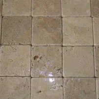 Burattato di Travertino noce chiaro