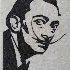 Mosaico di Salvador Dalì