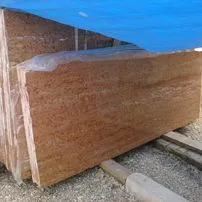 Rosso Verona controvena