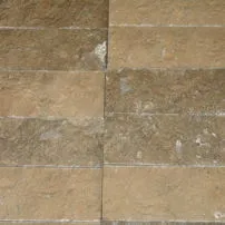 Spaccatello Travertino Noce
