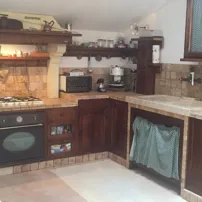 Marmo Travertino Skabas burattato