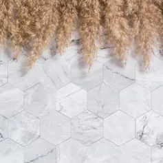 Pavimento in marmo Statuario Esagonale