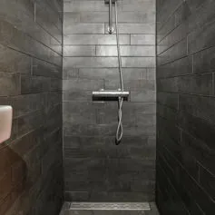 Shower trays<br>