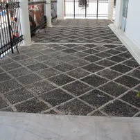Ciottoli burattati di marmo Nero Ebanino