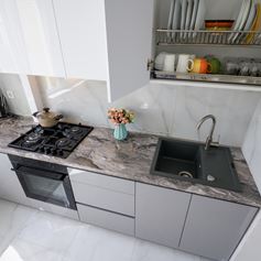 Cucina in arabescato orobico grigio elegante e raffinata
