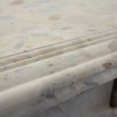 Torello di chiusura di un tavolo