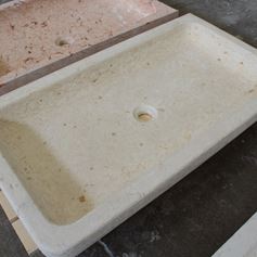 Lavello antico in marmo bianco 4