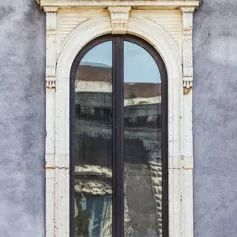Facciata in marmo