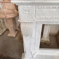 Camino in marmo Bianco Gioia VERONA