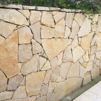 Rivestimento muro in pietra del sole