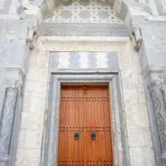Portoni in marmo