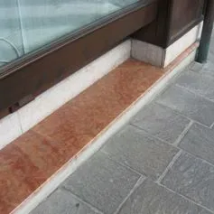 Marble thresholds<br>