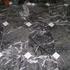 Pavimento in marmo Grigio carnico