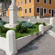 Biancone marble bumpers
