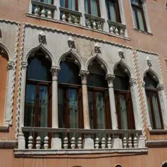 Balaustra di marmo