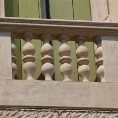 Balaustra di pietra