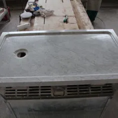 Shower trays<br>
