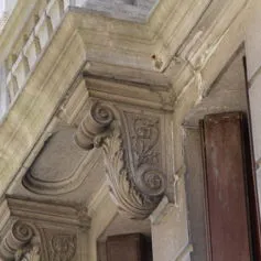 Balconies with marble modillions<br>