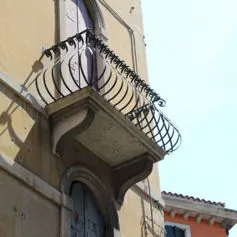 Balconies with marble modillions<br>