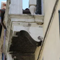 Balconies with marble modillions<br>