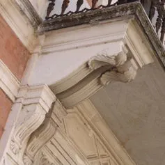 Balconies with marble modillions<br>