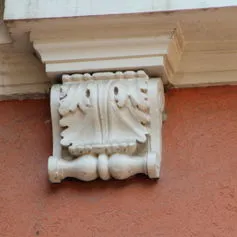 Balconies with marble modillions<br>